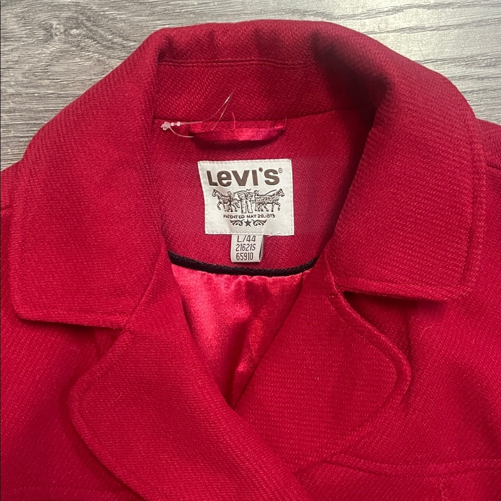 Levis Red winter Jacket - Picture 4 of 13
